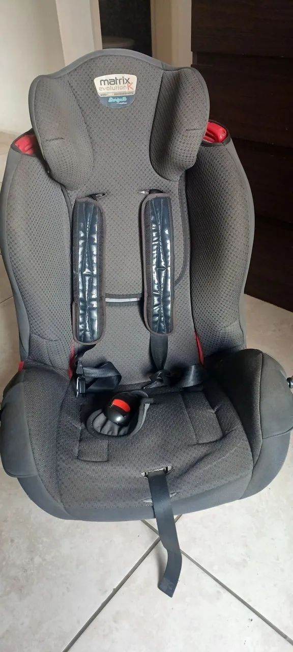Cadeirinha infantil para carro / MATRIX EVOLUTION