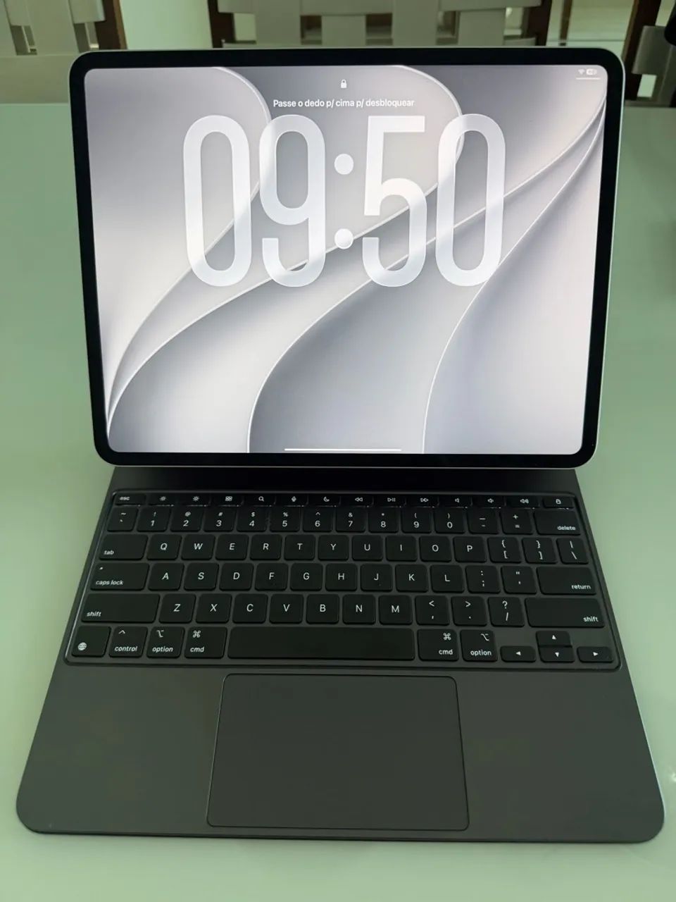 iPad Pro M5 13 pol. + capa teclado Apple Original