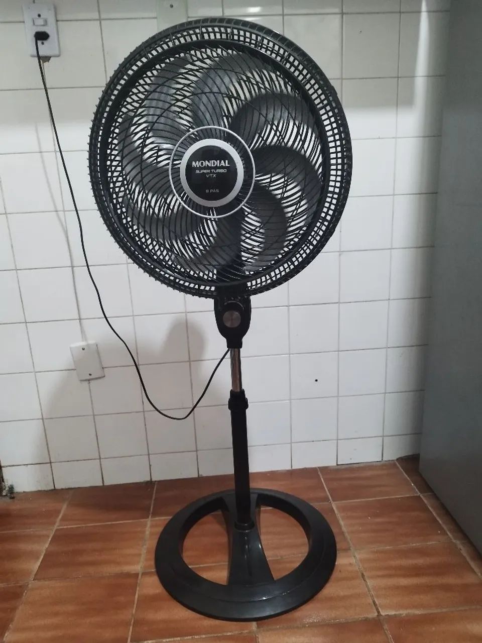 Ventilador Mondial Super Turbo de Coluna 8 Pás 40 cm - Foto 3