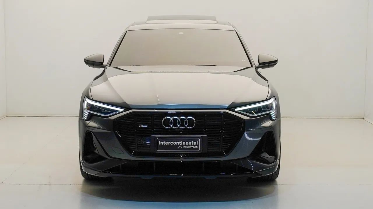 Audi E-Tron Performa. Black Aut. (elétrico) 2022 - Foto 4