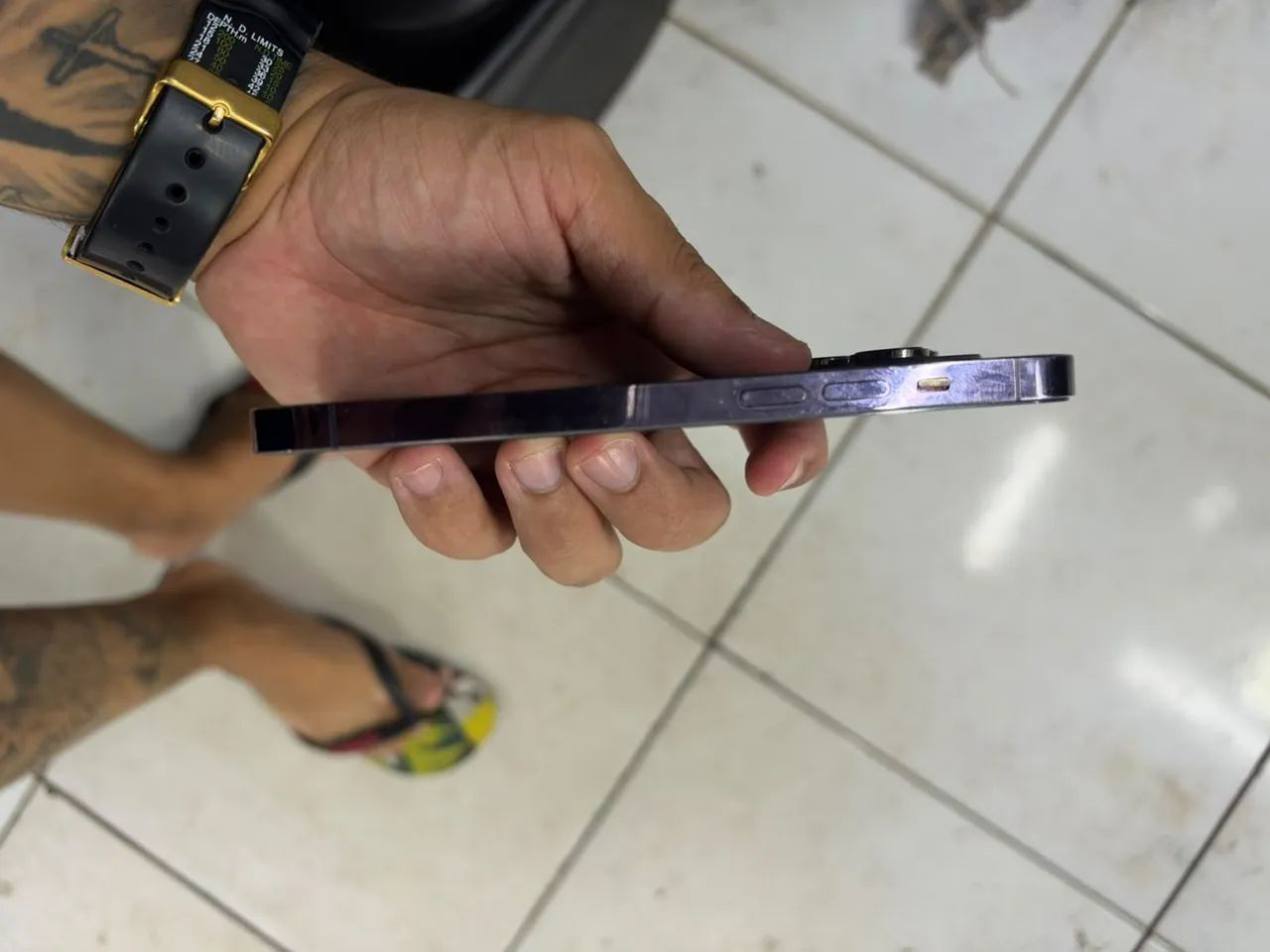 iPhone 14 Pro - Foto 2
