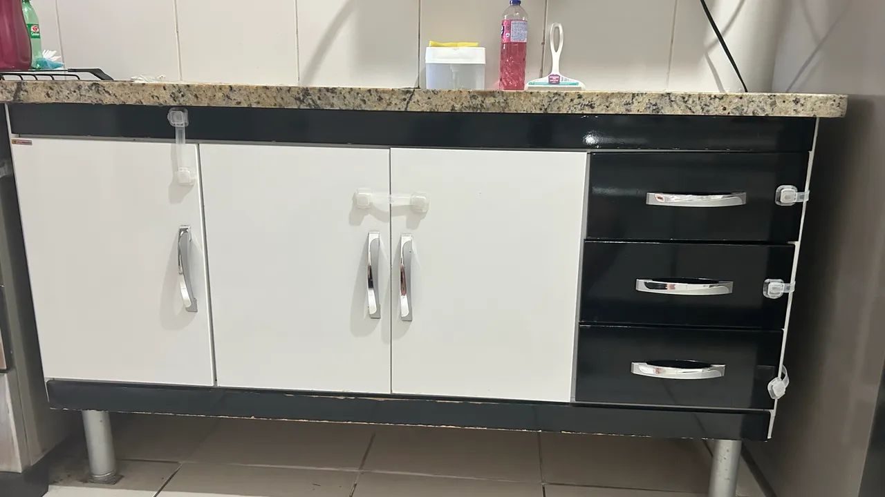 Armário de pia 1,50m