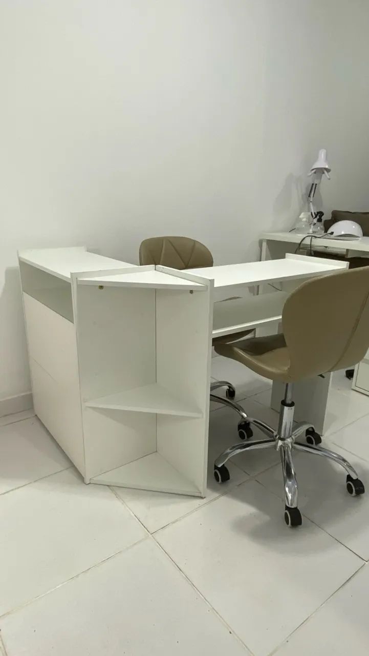 Mesa de manicure 