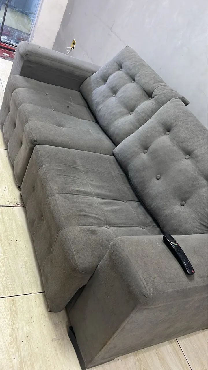 Sofá retrátil 2 lugares grande 