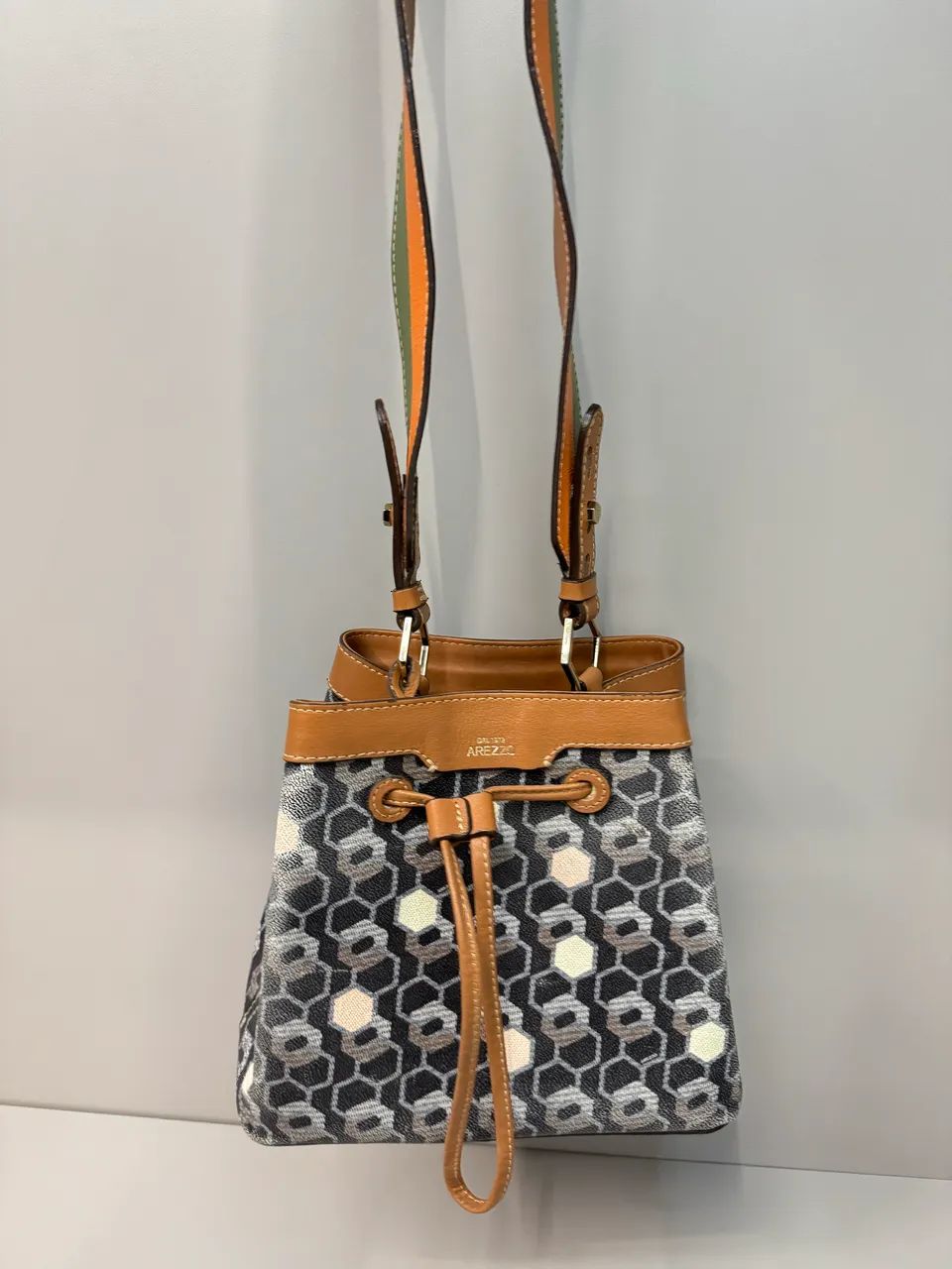 bolsa arezzo couro tote