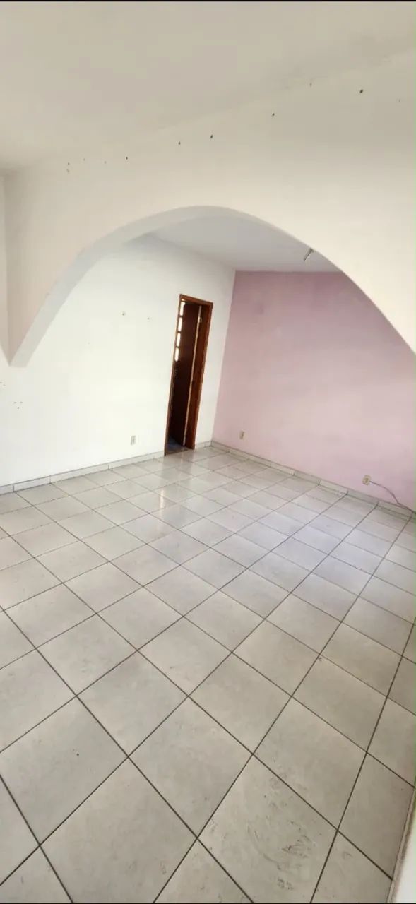 OPORTUNIDADE,pode virar 2 casas com entrada independente - Foto 4