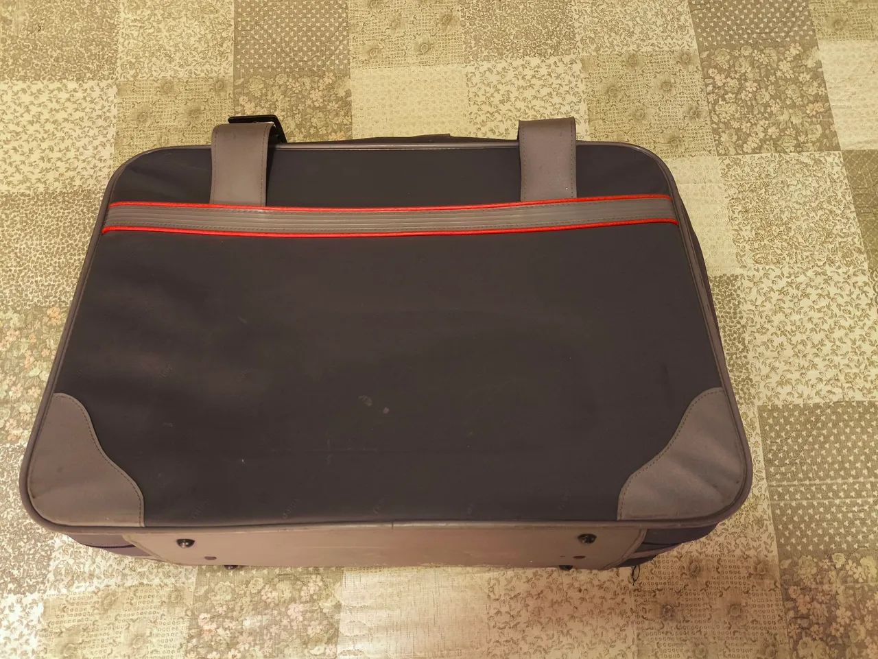 Mala viagem antiga retrô 