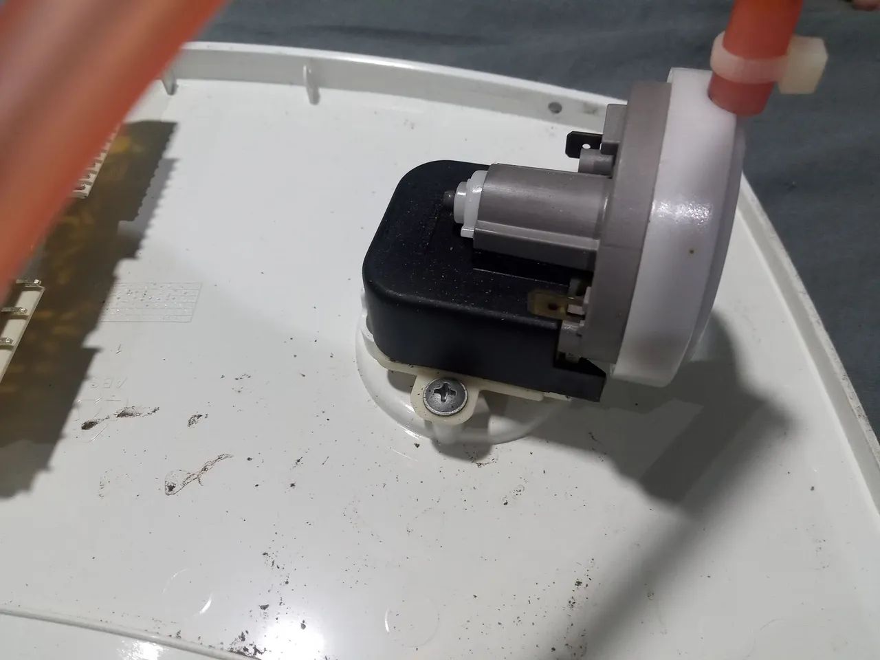 Peças seminovas para máquina de lavar Eletrolux  - Foto 5