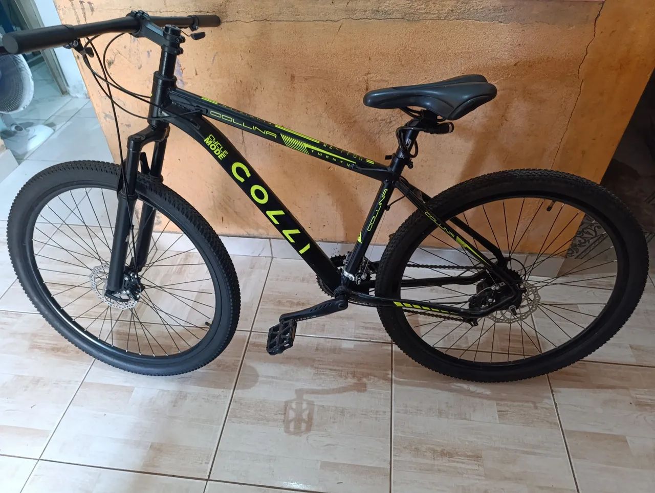 Bike COLLI 2 meses de uso/Aceito cartão 