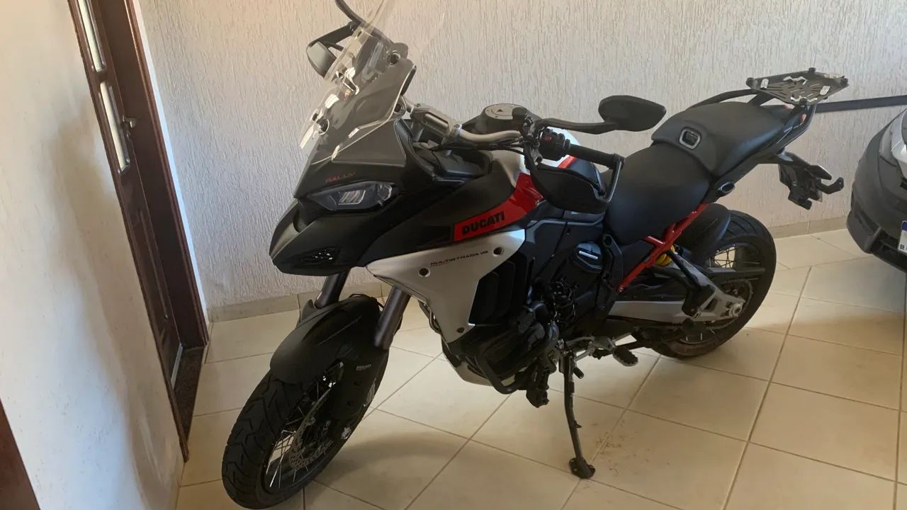 Ducati multistrada v4 rally  - Foto 2