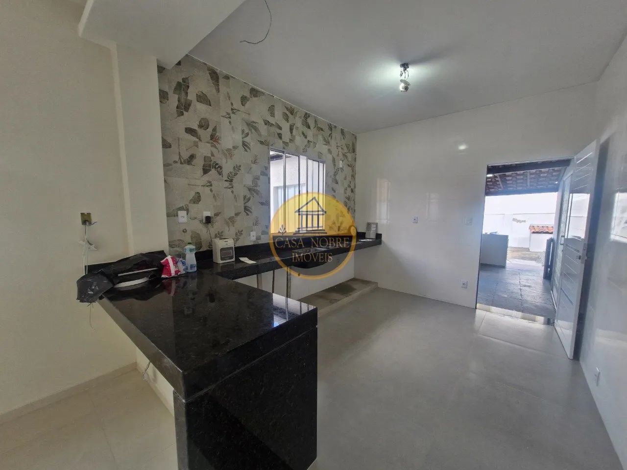 ESPETACULAR CASA 4 QUARTOS E DUAS SUITES, PARA VENDA NO RIACHO! - Foto 5