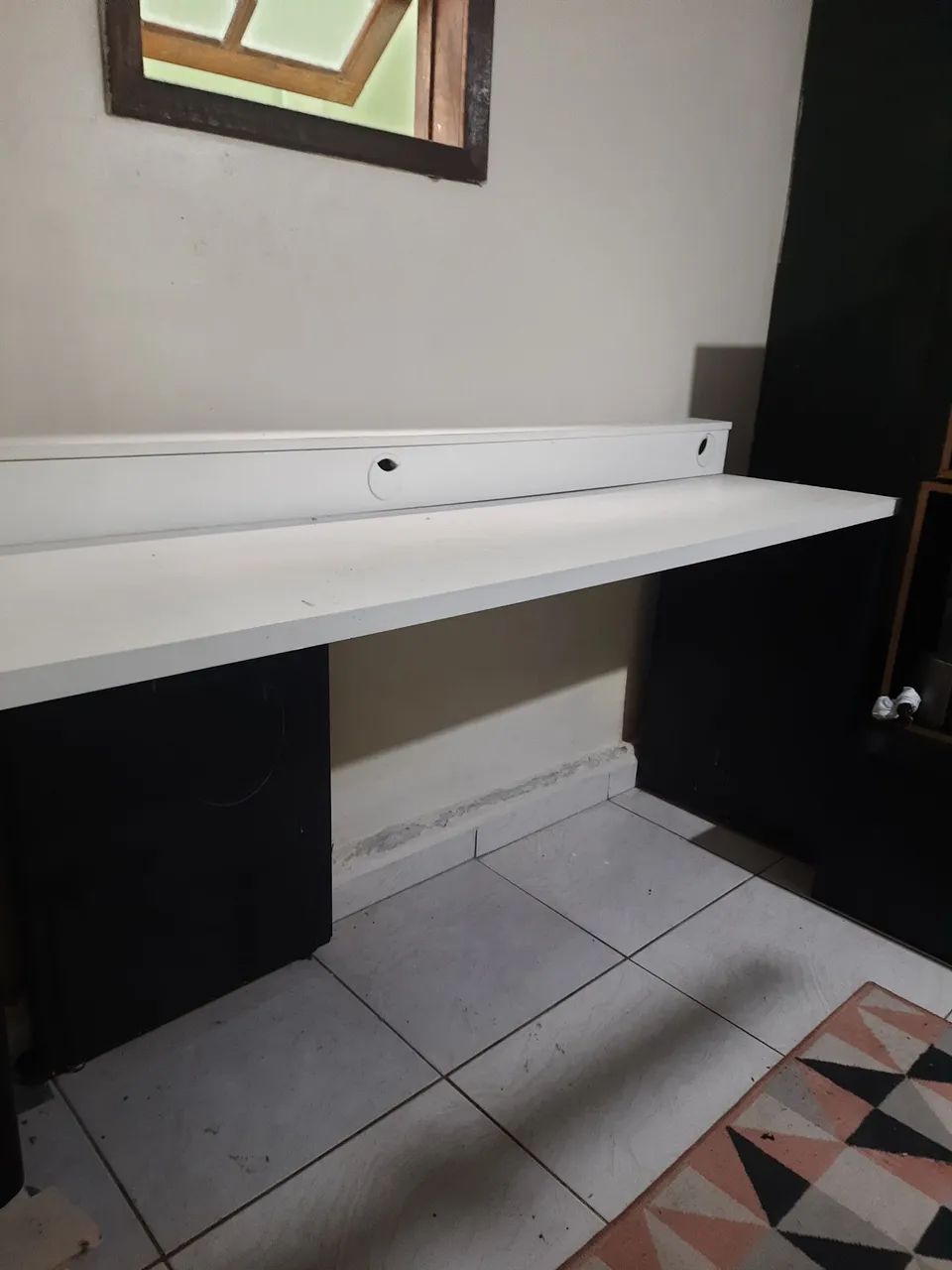 Mesa de escritorio em MDF
