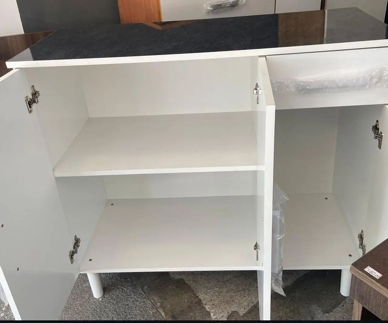 Vendo armário semi novo - Foto 2