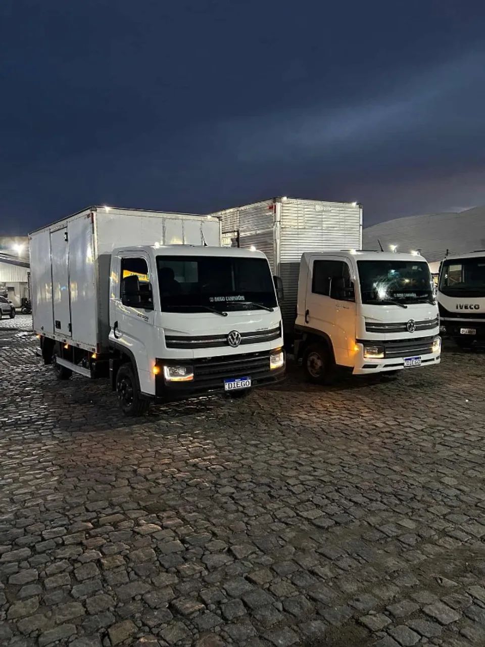 VW EXPRESS COM BAÚ  - Foto 4