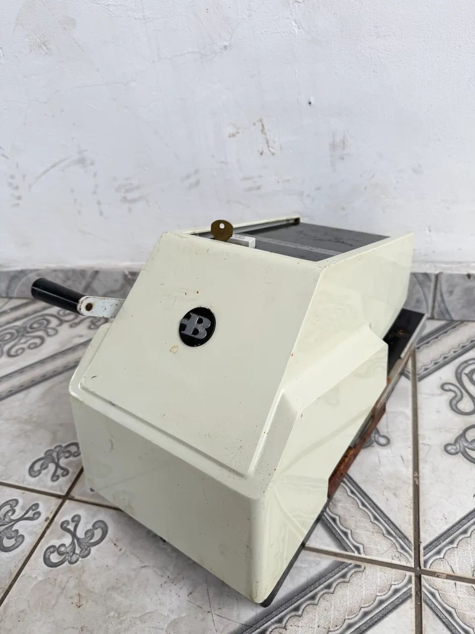 Máquina antiga decoração  - Foto 3