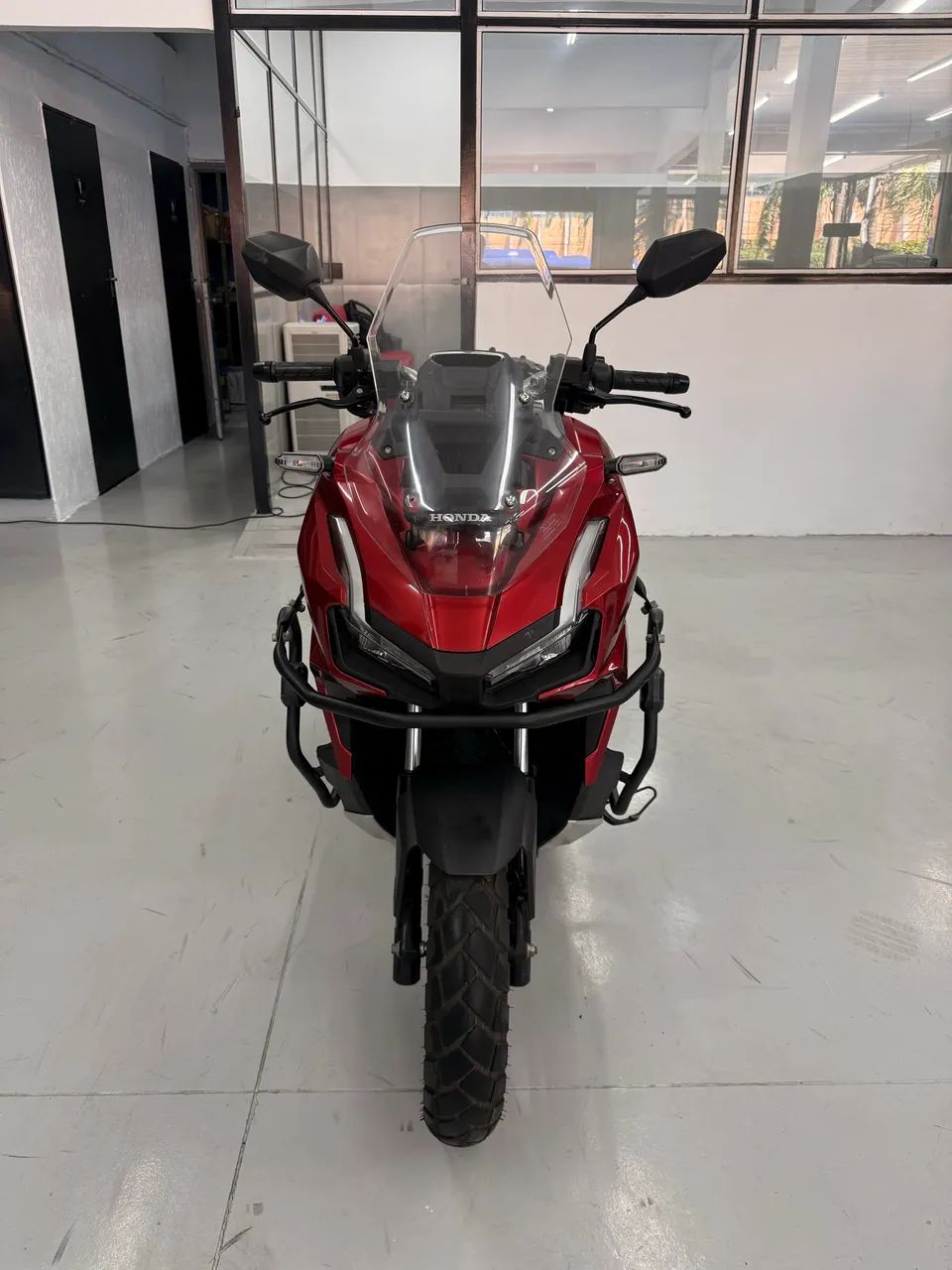 ADV 160 