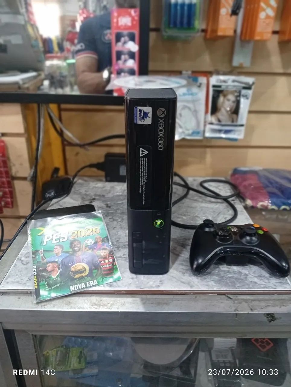 Xbox 360 com dois controles e Kinect  - Foto 3