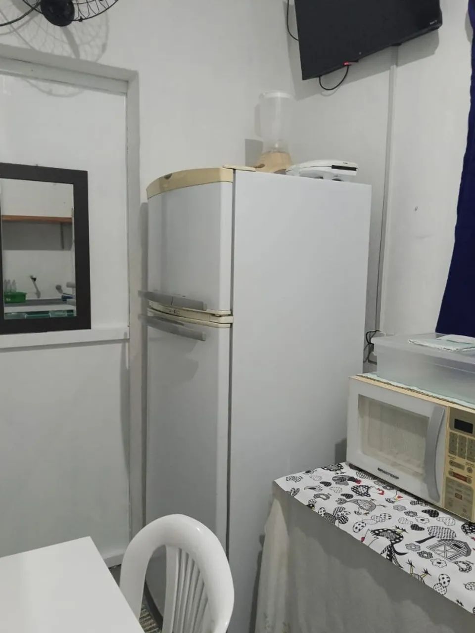Aluga-se Kitnet mobiliado