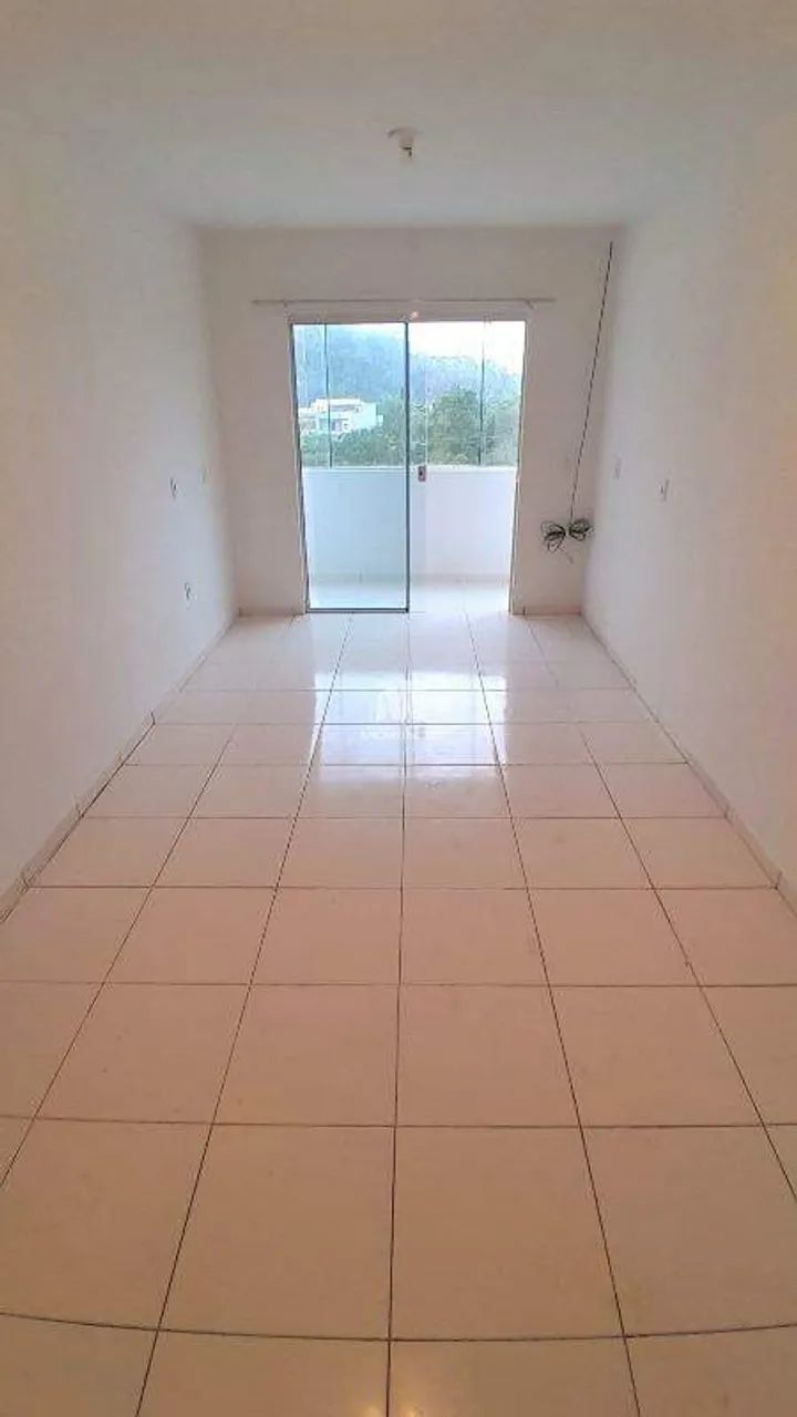 Casa à Venda em Guabiruba | 2 Quartos e Espaço Versátil - Foto 2