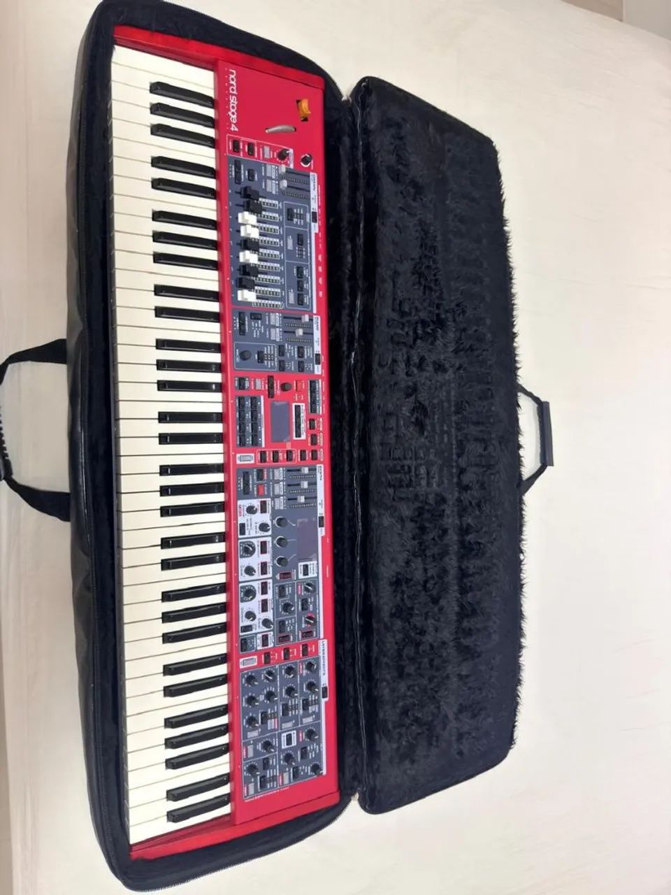 Nord stage 4 compact 73