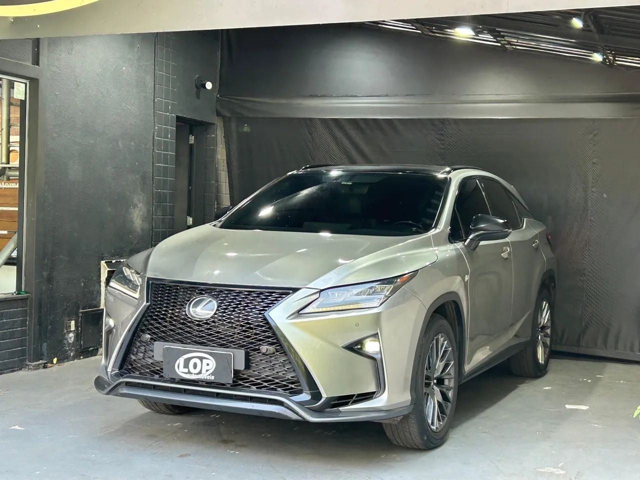 Lexus RX-350 F-sport 3.5 24V Aut., foto 10 de 14