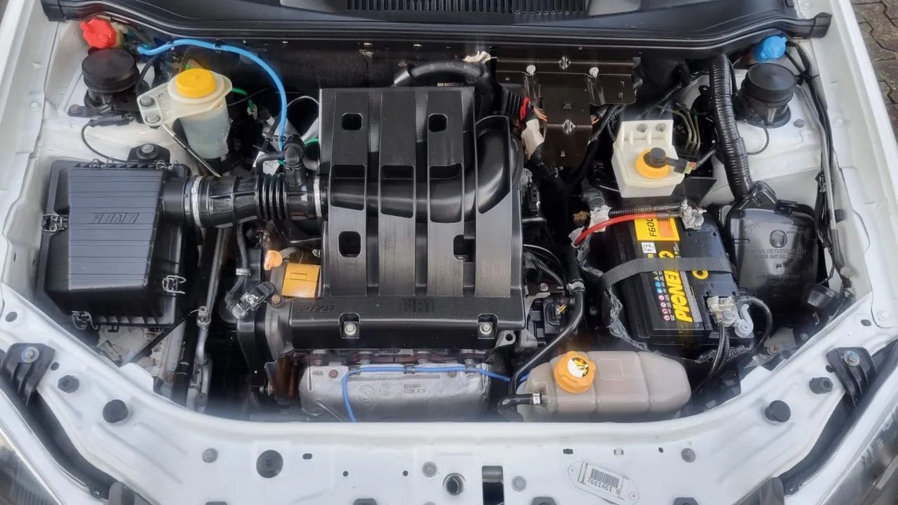 Fiat Strada Working Celeb.1.4 Fire Flex 8V CD 2016 - Foto 2