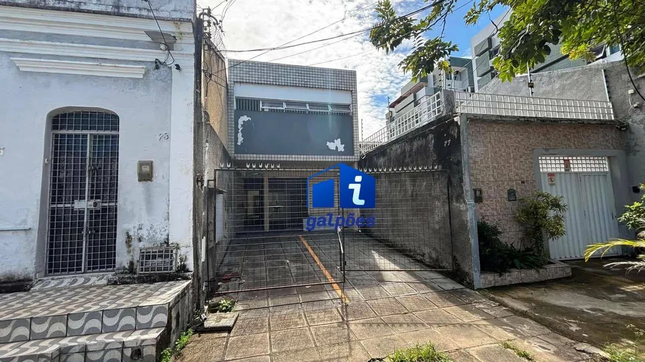 Prédio Comercial com 200 m² à 200 metros da Av. Norte na Encruzilhada - Recife/PE