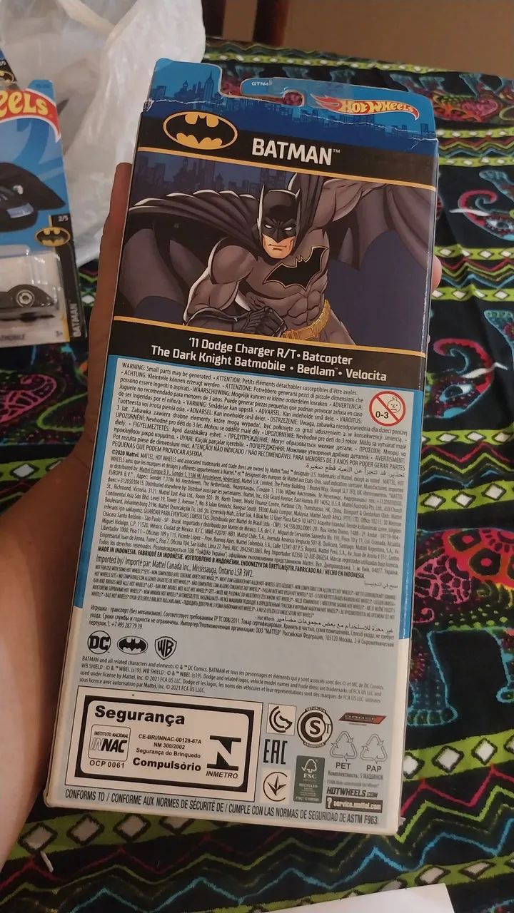 5 carrinhos hot wheels Batman com Batcoptero. 2021 - Foto 3