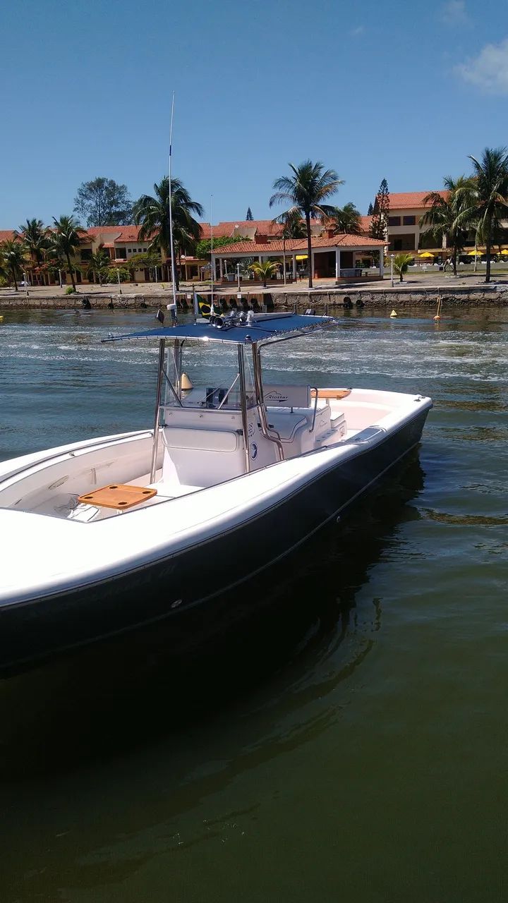 VENDO LANCHA RIO STAR 28 HIDRA, COM MOTOR MERCEDES BM MEGATECH, 400 CV