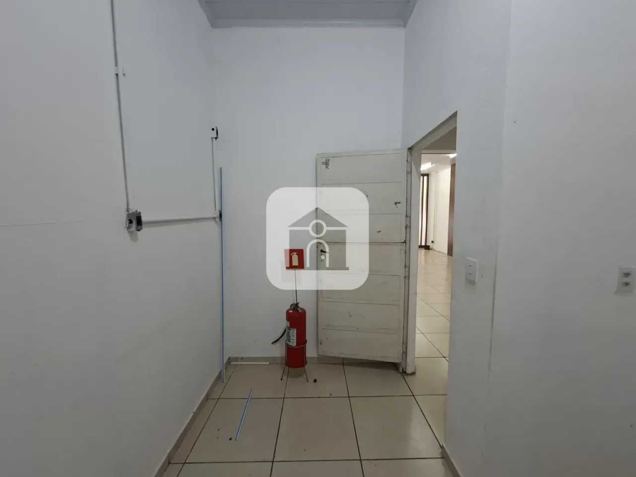 Loja comercial para locação no bairro Nossa Senhora Aparecida - Foto 7