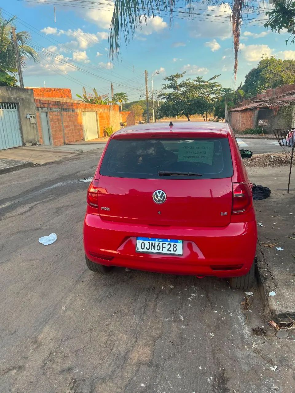 Volkswagen Fox 1.6 MI Total Flex 8V 5P 2014 - Foto 2