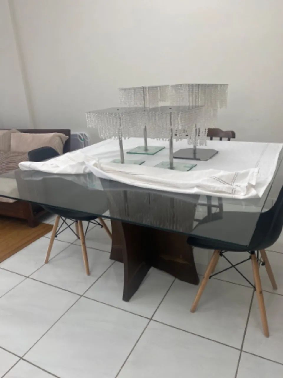 Mesa de jantar de vidro quadrada  - Foto 3