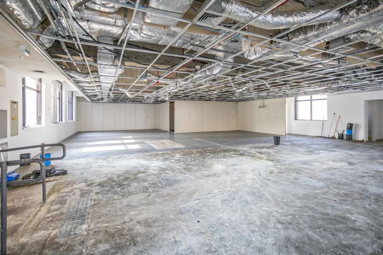 Prédio comercial na Avenida Giovanni Gronchi, 7143 - 4 Andar  1200 m²