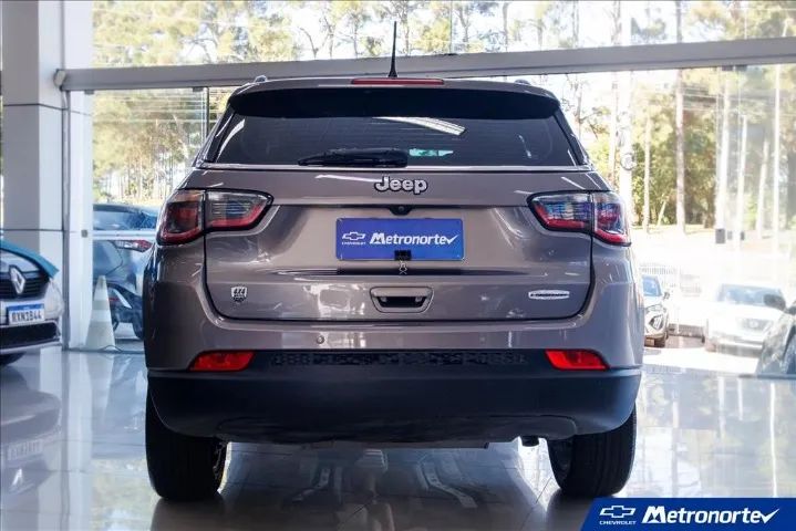 Jeep Compass Longitude 2.0 4X2 Flex 16V Aut. 2017 - Foto 4