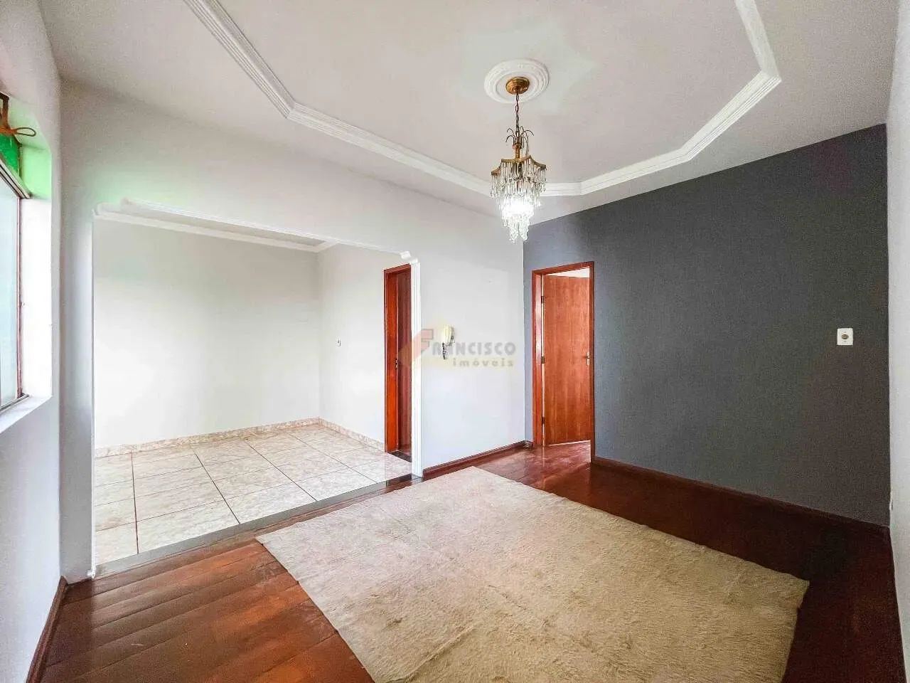 Casa para aluguel, 3 quartos, 1 vaga, Centro - Divinópolis/MG - Foto 2