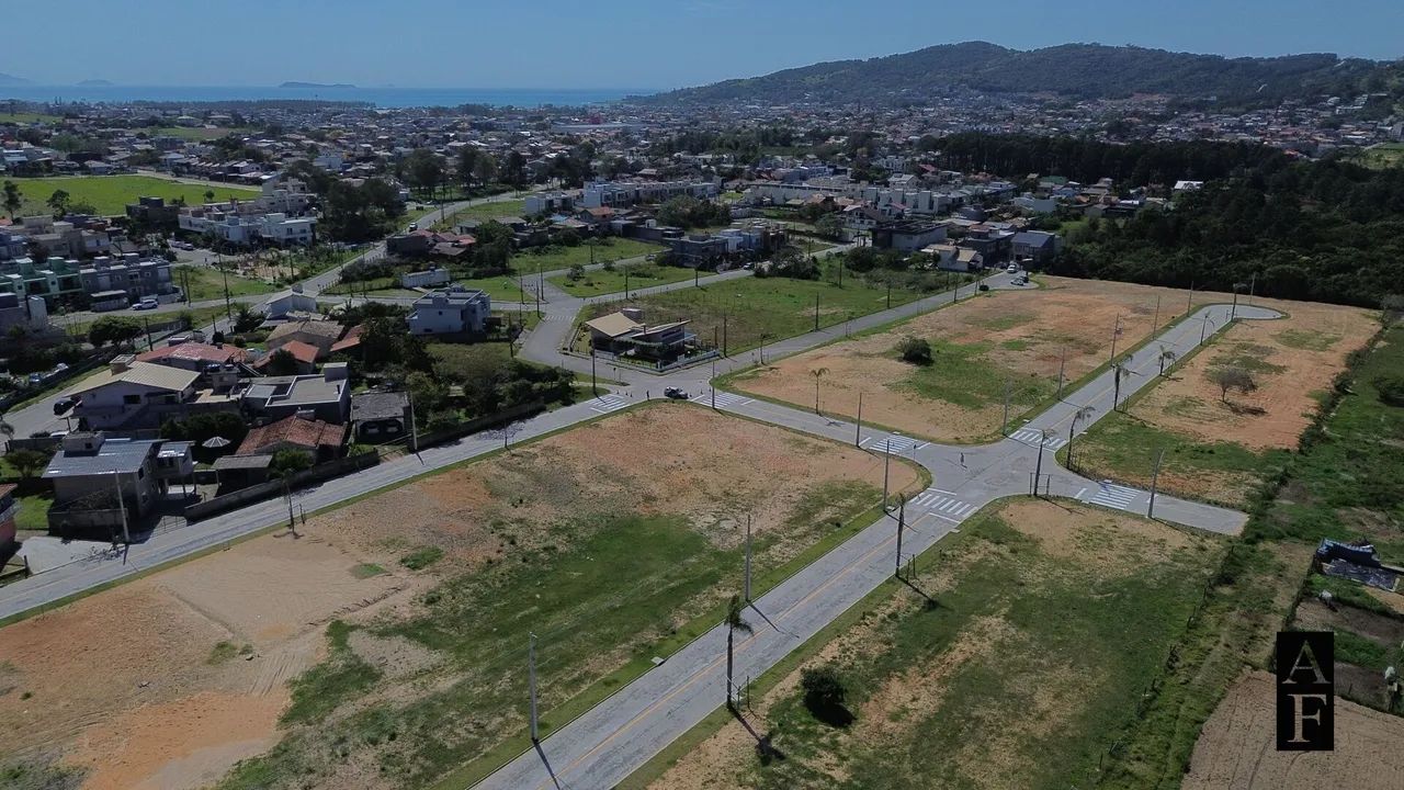 Terreno à venda no bairro Ambrósio - Garopaba/SC
