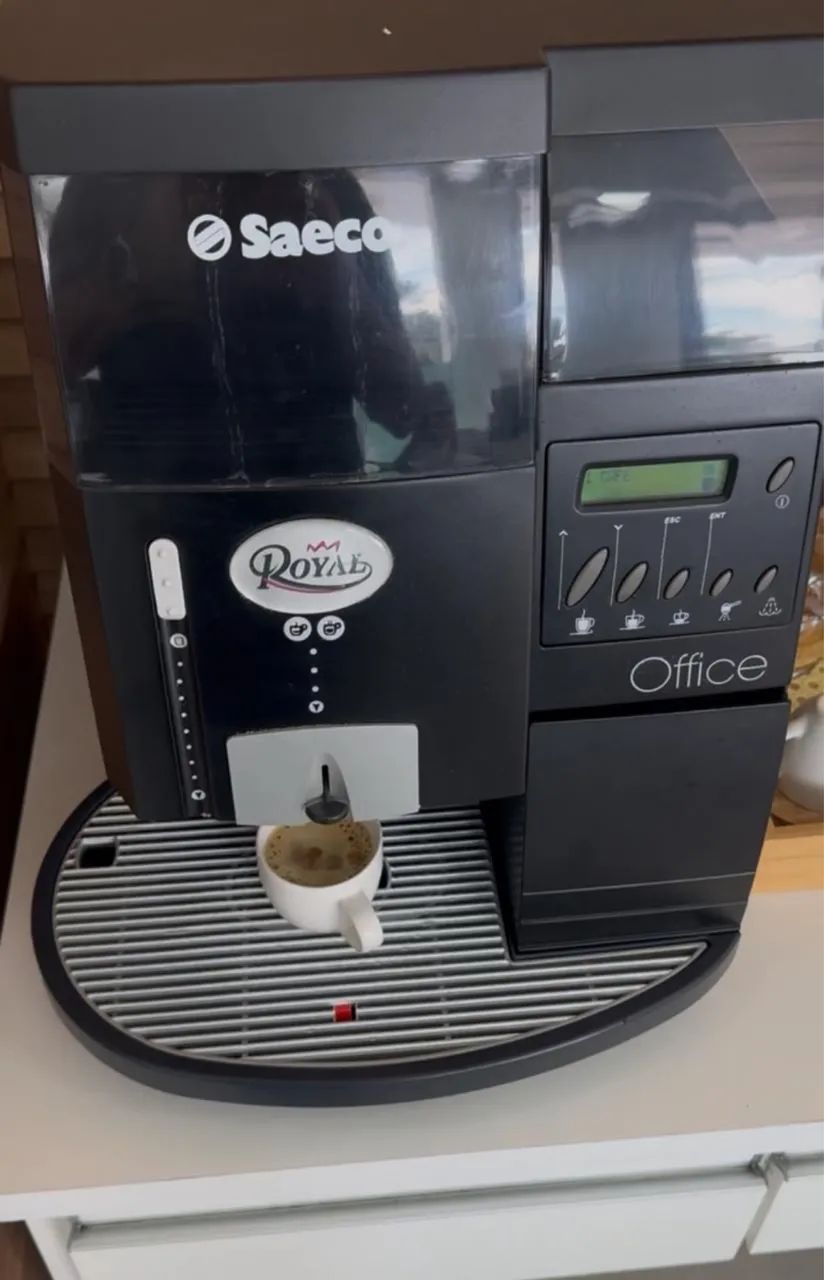 Máquina café expresso Saeco profissional 