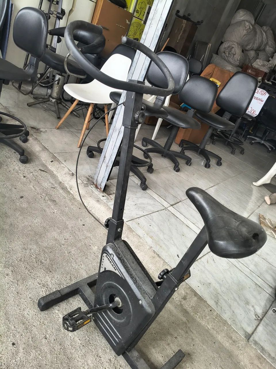 Bicicleta Ergométrica Usada Funcionando  - Foto 2