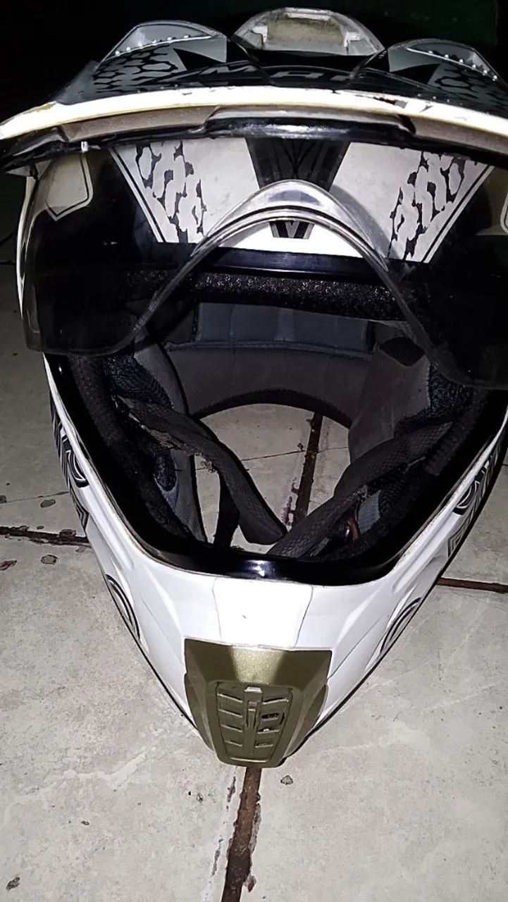 Capacete