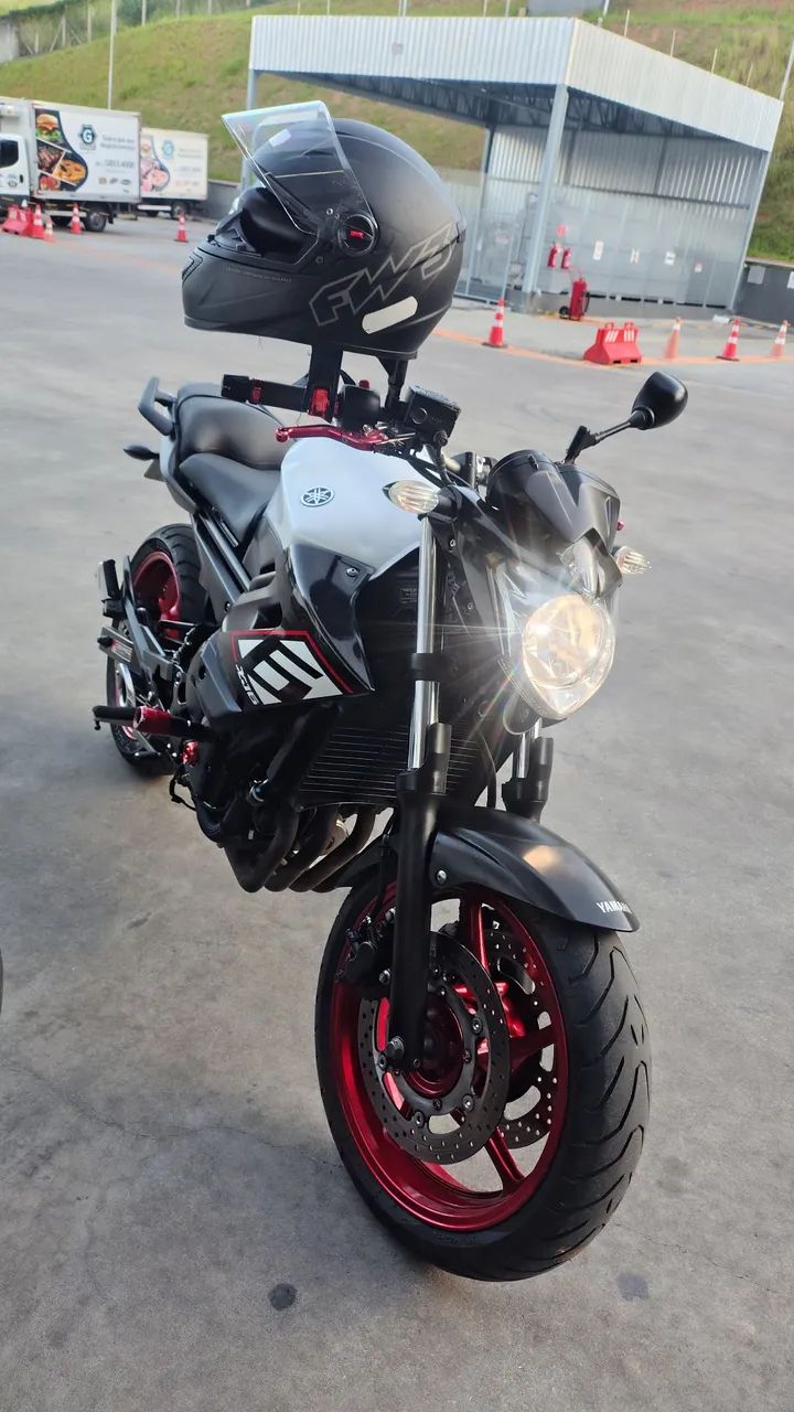 XJ6 2015 