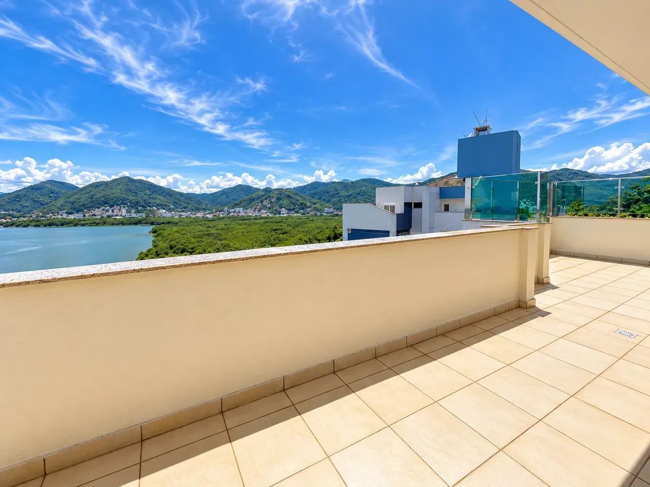 Imóvel para venda com 382 metros quadrados com 4 quartos em João Paulo - Florianópolis - S - Foto 2