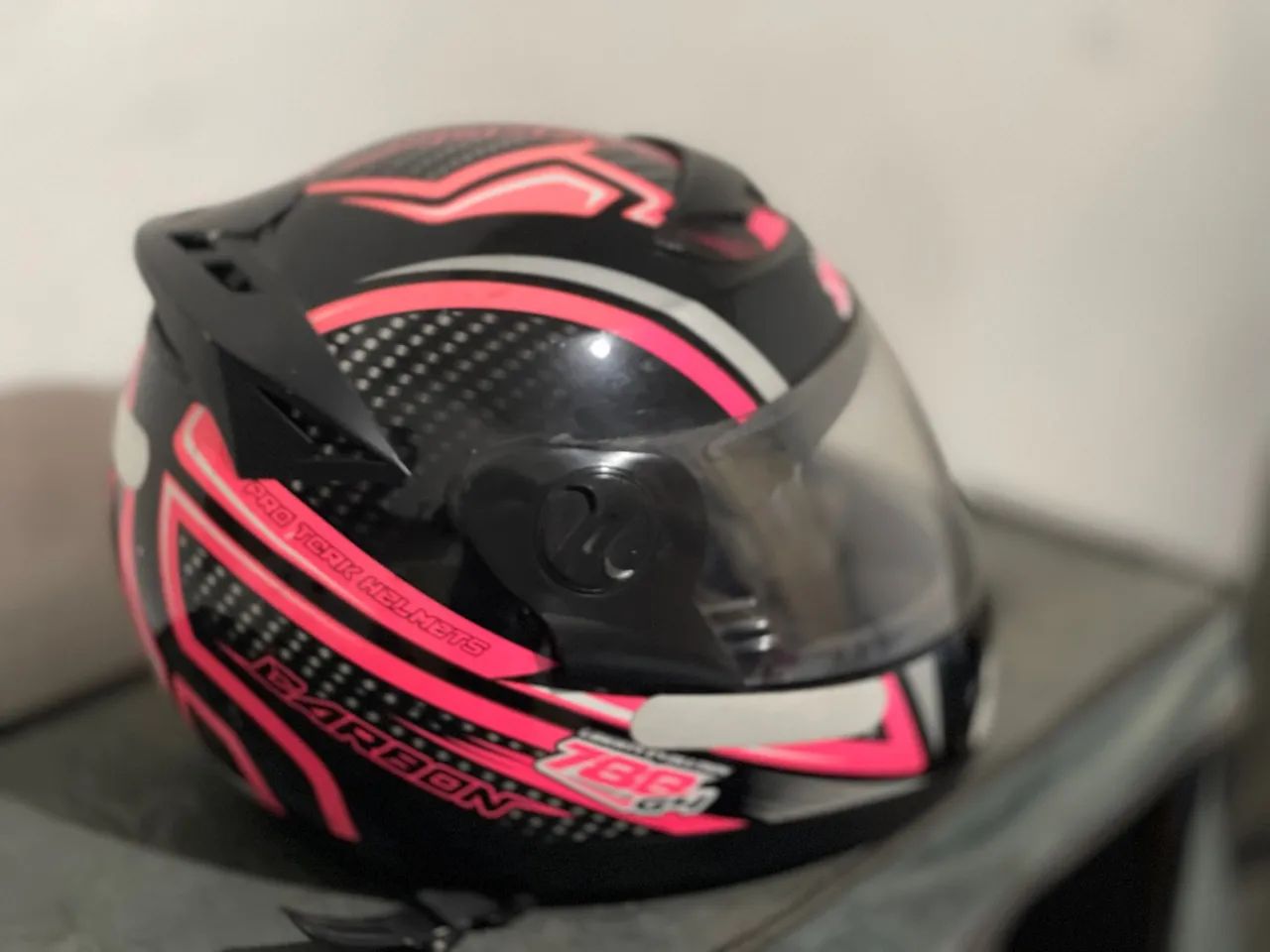 Capacete semi novo  - Foto 2