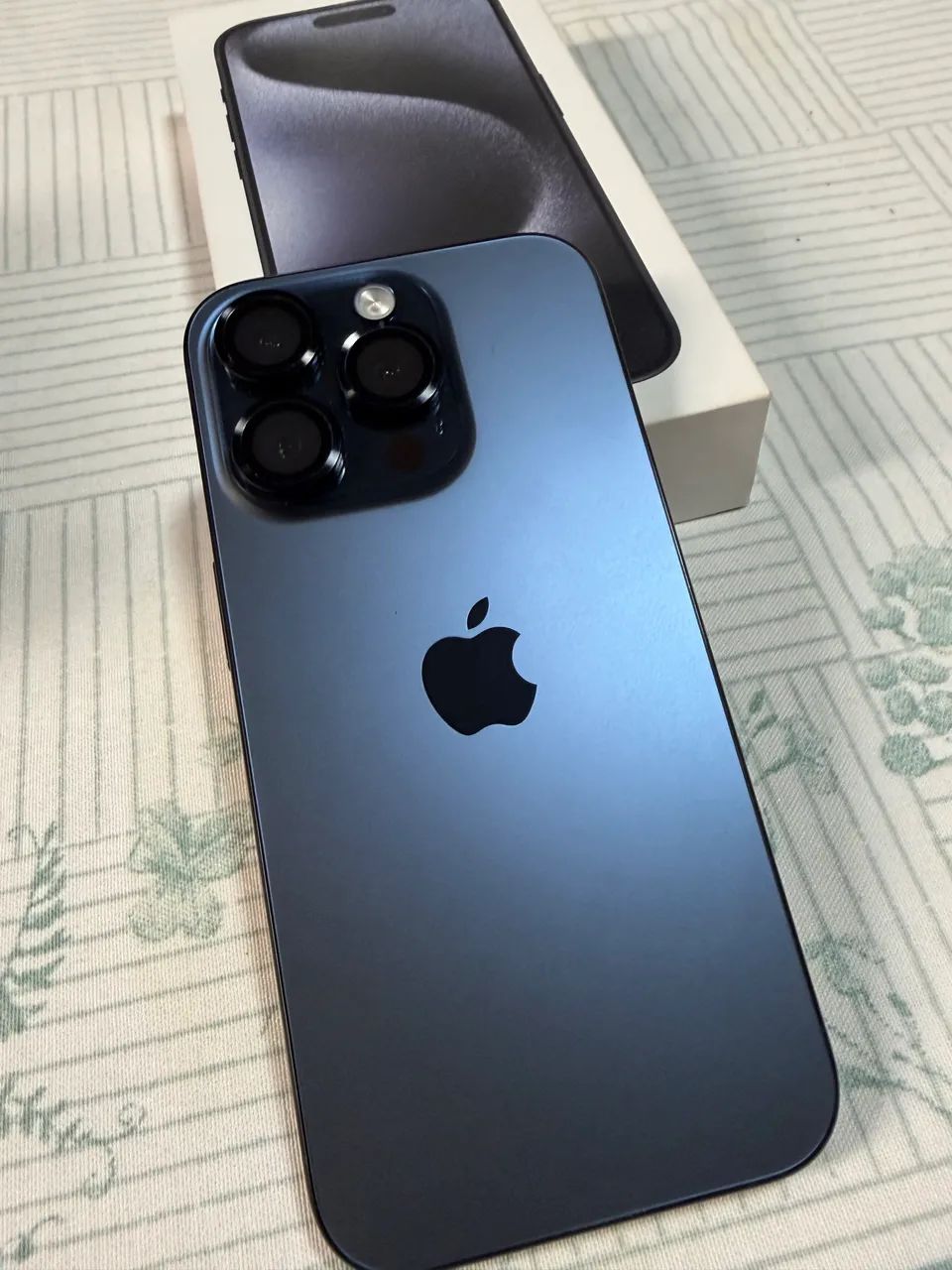 iPhone 15 Pro  - Foto 3