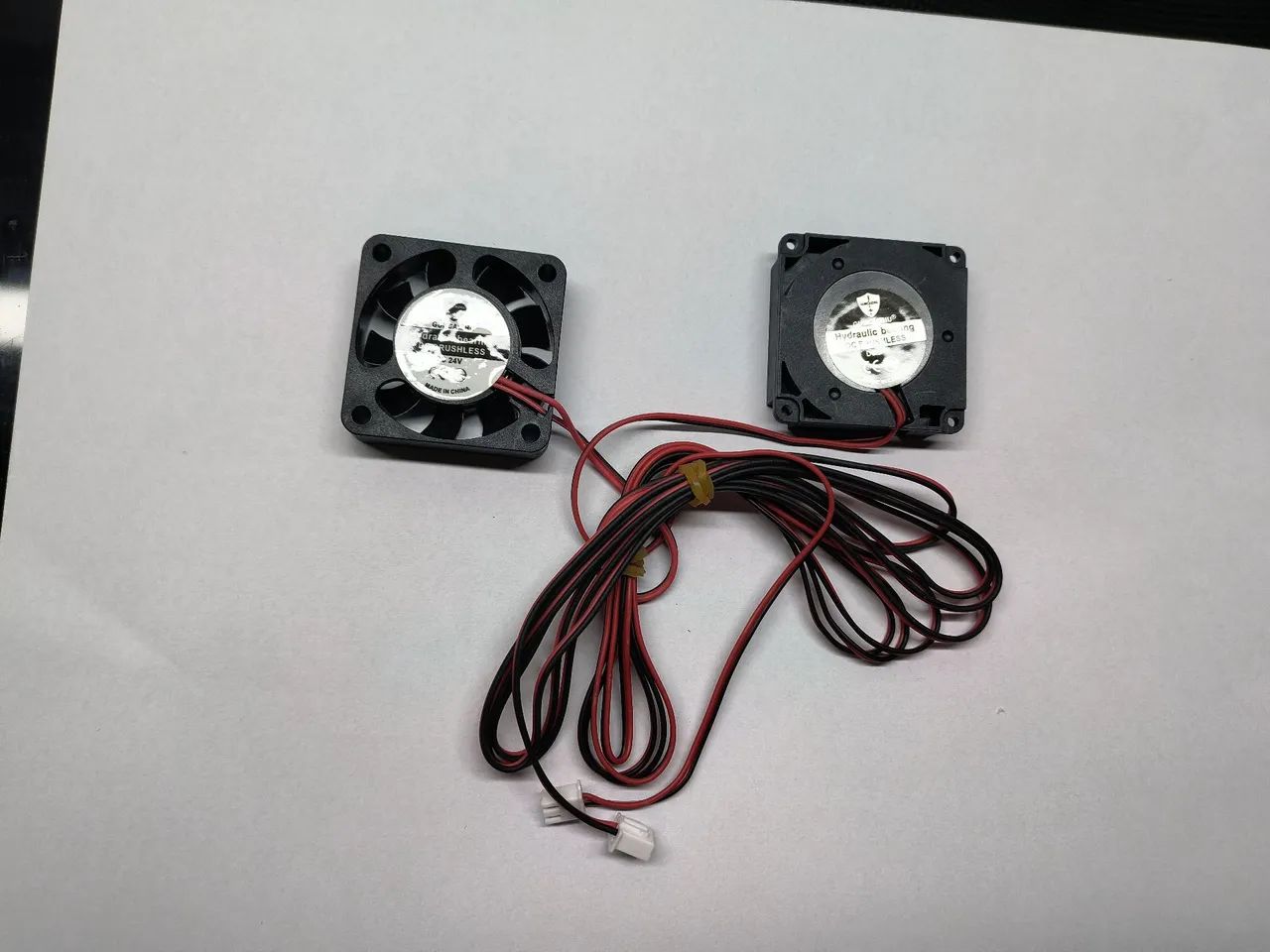 cooler brushless 40x40x10mm 24V DC para impressora 3D (Ender 3) com conector 2 pinos. - Foto 4