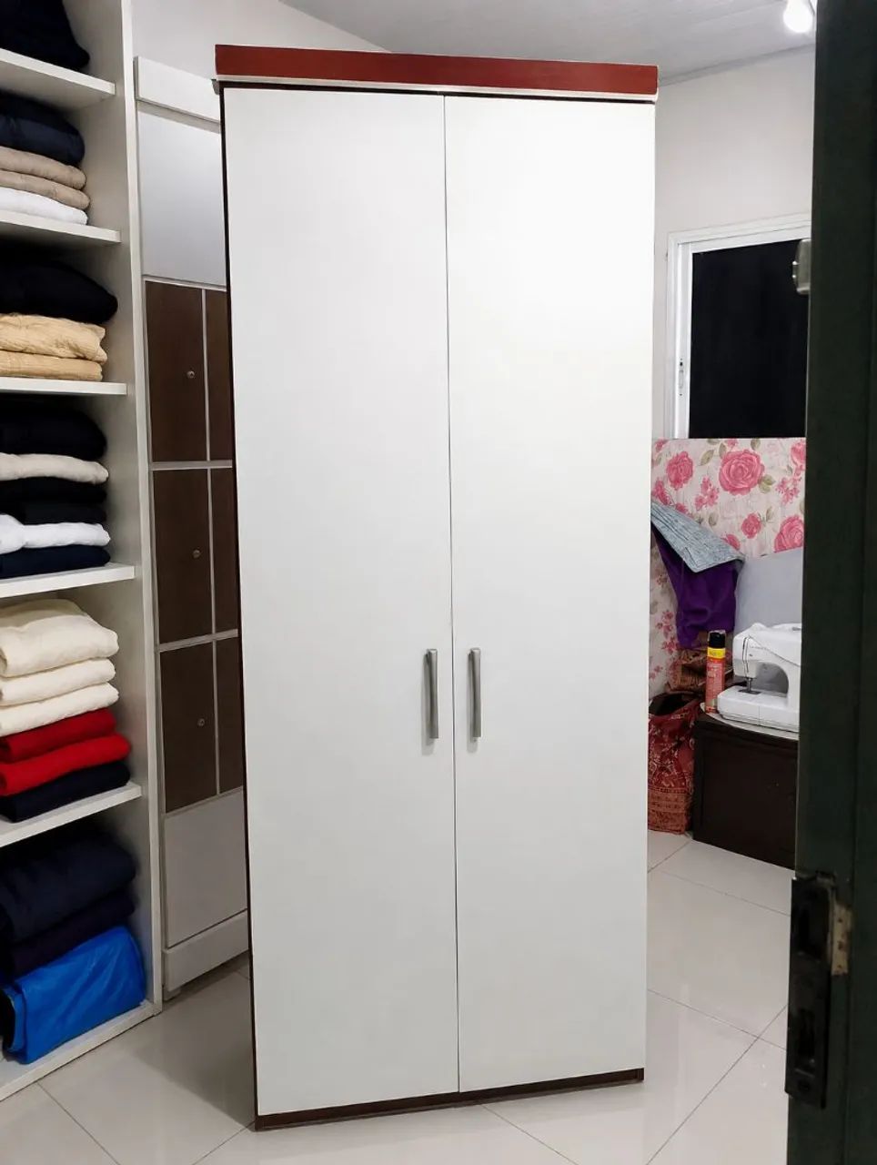 Guarda roupa - Frete incluso 