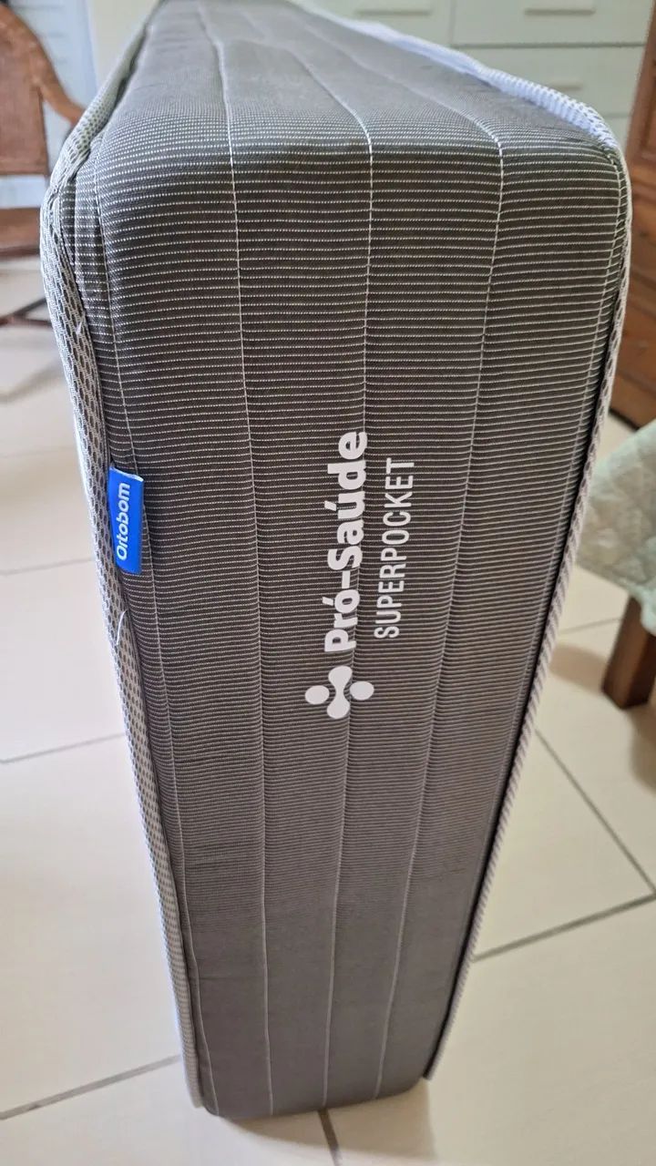 Colchão solteiro Ortobom em excelente estado - Foto 2