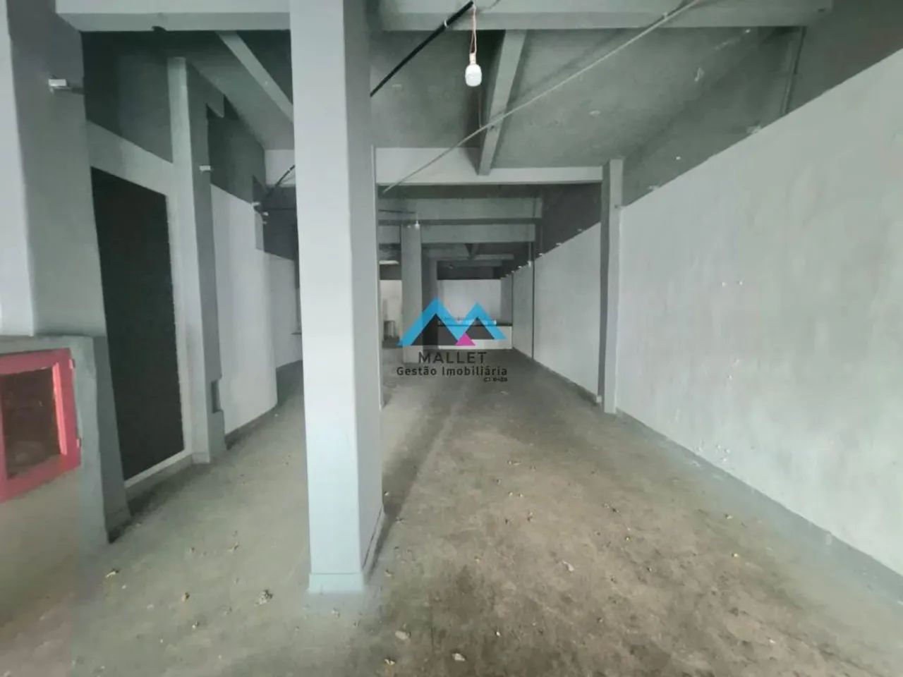 Loja ampla, com 265 m², para venda e locação no Humaitá. - Foto 2