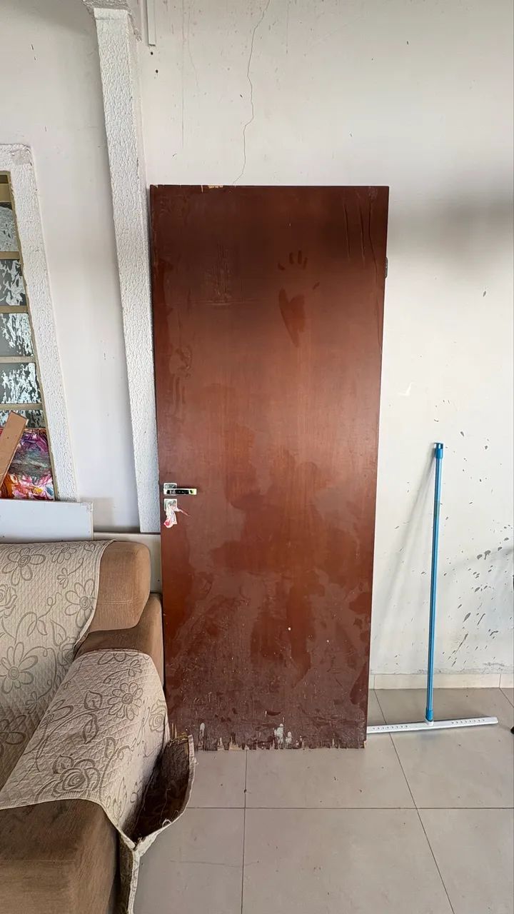 Porta madeira 80cm x 2,10m com fechadura e dobradiça premium - Foto 3