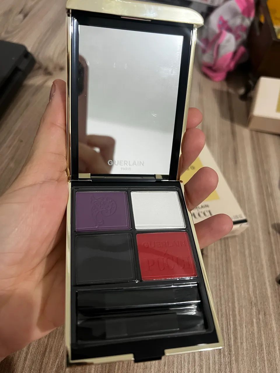 Sombra coleção Pucci- Guerlain  - Foto 3