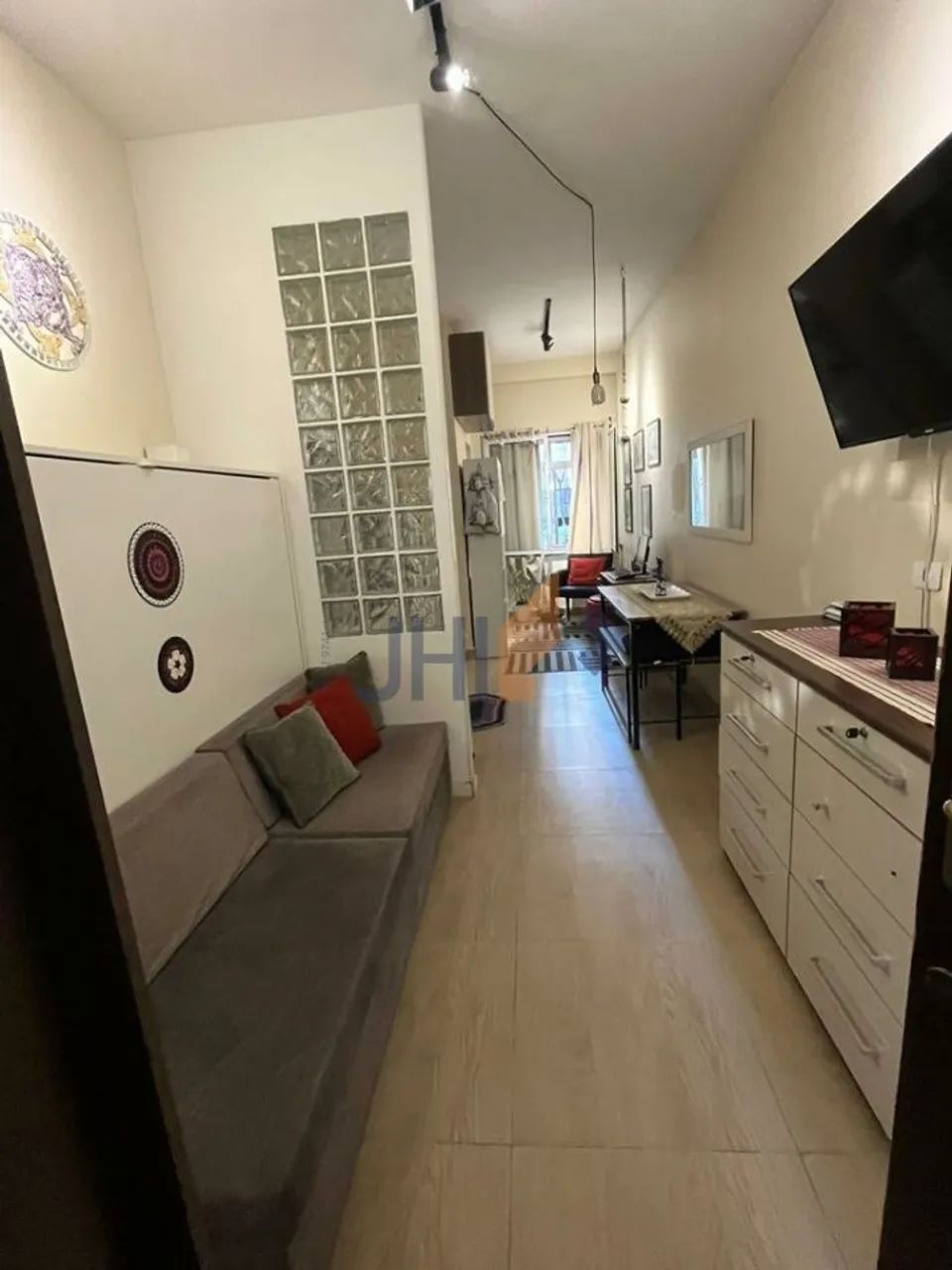 Kitchenette mobiliada na Rua Frei Caneca com 30 m² para venda